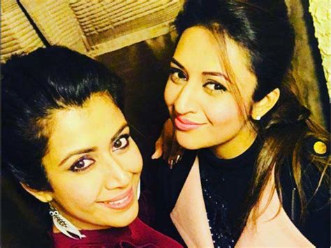 Team Yeh Hai Mohabbatein returns to Mumbai after a crazy work-trip to ...