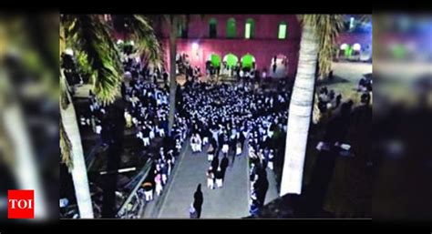 Darul Uloom VC ‘asks women to call off anti-CAA stir’, faces protest ...