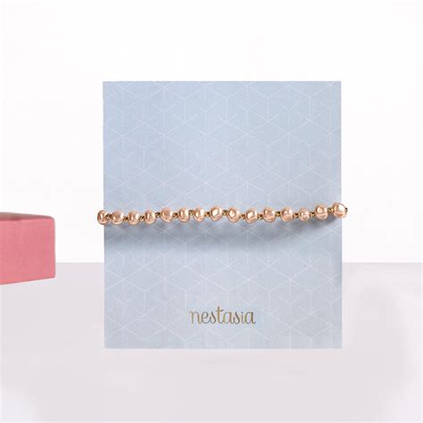 Peach Pearl Bracelet Lumba Gift Hamper For Sister Online - Premium Gift ...