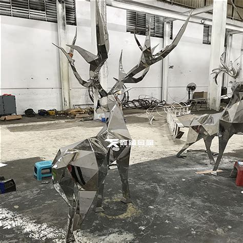 不锈钢切面几何母子鹿雕塑定制房地产网红大角鹿花枝驯鹿落地摆件-淘宝网
