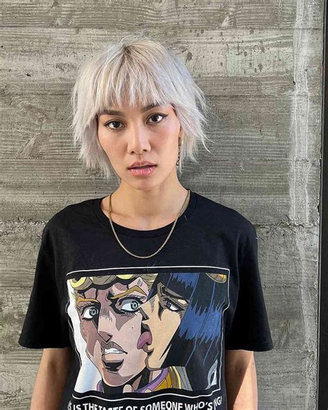 28 Shaggy Bob with Bangs Haircut Ideas for The Modern, Retro Girl