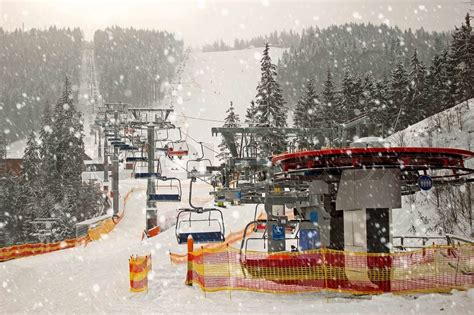 Mountain ski chair lift station | Stock image | Colourbox