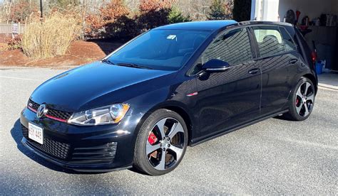 Cars and Bids Bargain of the Week: 2015 Volkswagen GTI Autobahn