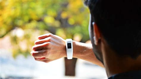 Smartphone fitness apps, wearable activity trackers boost physical ...