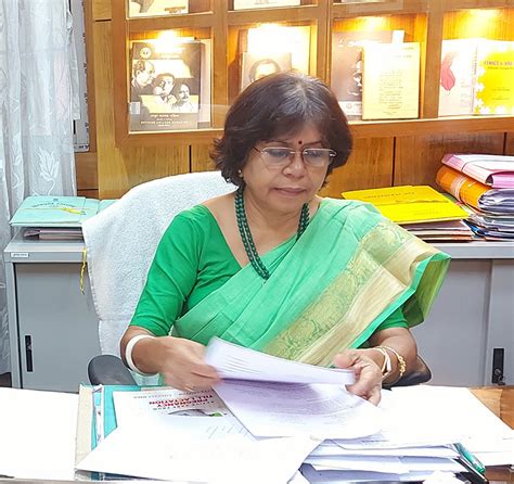 Bethune College Principal : Prof. Dr. Krishna Roy
