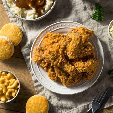 20 Best Fried Chicken Sides - The Absolute Foodie