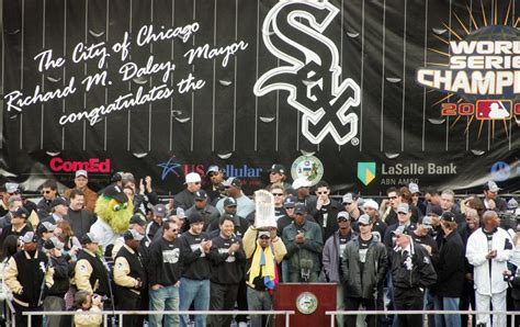 PHOTOS: Remembering the White Sox 2005 championship parade