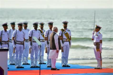 PM enjoys Navy Day 2023 fest in Sindhudurg, in a remote location