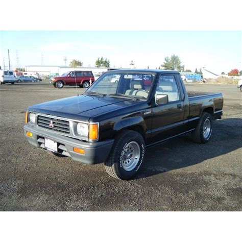 1995 Mitsubishi Mighty Max Pickup Truck