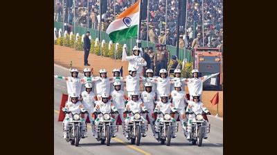 Centre pushes for all-women contingents at Republic Day parade | India News