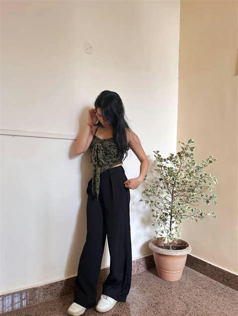 Floral Lettuce Trim Knotted Crop Cami Top - Littlebox India