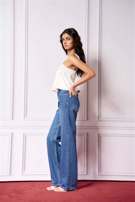 Straight Fit – Bluer