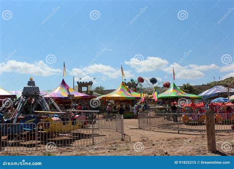 Hatch Chili Festival 2016 editorial image. Image of outside - 91825215