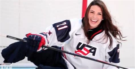 Hilary Knight Ties Olympic Record Minimalist Aesthetic Aesthetic Aesthetic