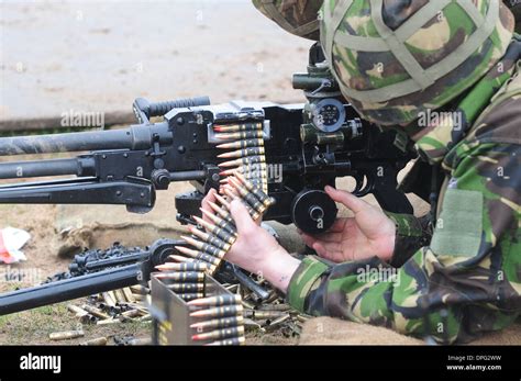 London Guards The General Purpose Machine Gun (GPMG), 46% OFF