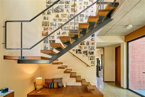 This sustainable live-work unit is anchored by multiple open courts ...