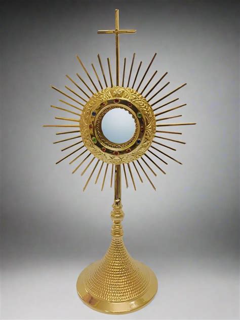 A Heavenly Display: The Eucharistic Glory Monstrance(MON228) – Living Words