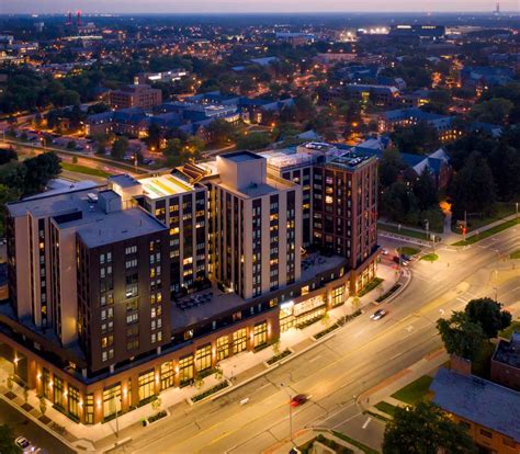 Tour Student Apartments Near Michigan State University