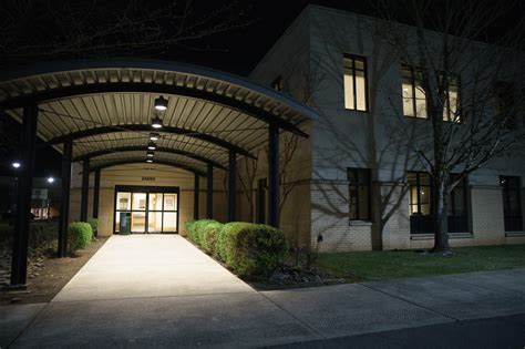 Legacy Mount Hood Medical Center protest - oregonlive.com