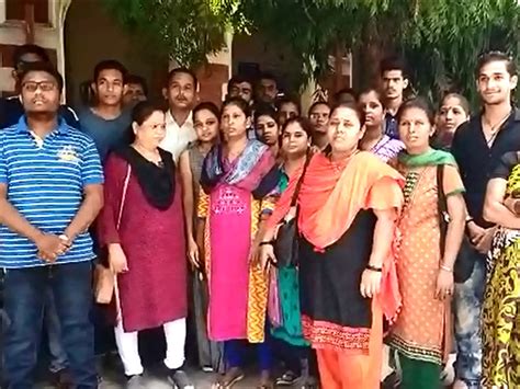 Temporary workers of Jan Seva Kendra on strike in vadodara