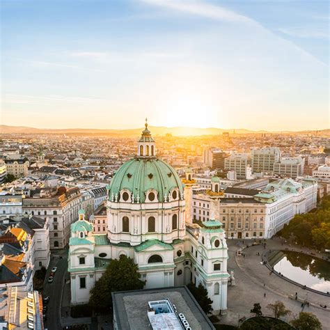 HOME - SIT Study Abroad