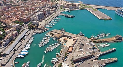 Civitavecchia-Rome (Italy) cruise port schedule | CruiseMapper