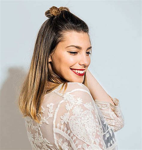 Party perfect hairstyles | Femina.in