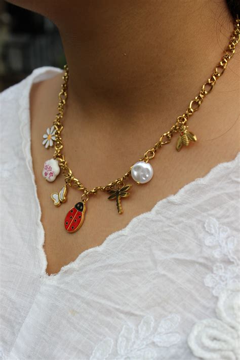 Necklaces for Women - Elegant Gold-Tone & Statement Styles | Solmii