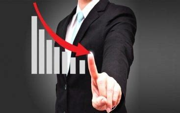 Urea Import Dependency In India To Fall To 10-15% From 30% In Near Term ...