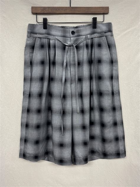 ESSAY | THE MODERN AGE