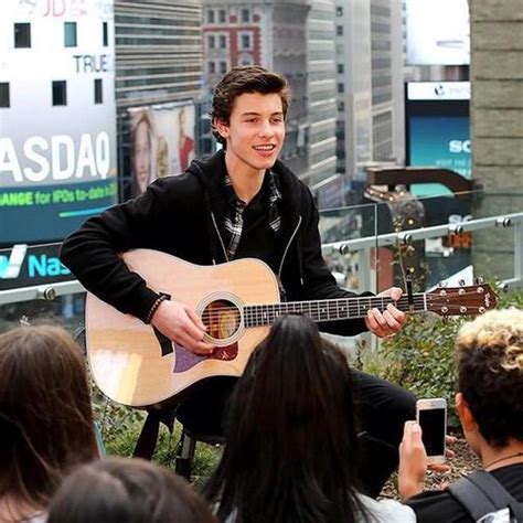 Shawn Mendes Height Weight Net Worth Eye Color