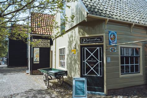 apellido in Spanish: Meaning, Usage and Examples | SpanishStep