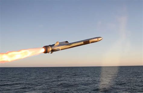 马岛之战的延续，中国版飞鱼鹰击-8（C-801）反舰导弹|飞鱼|反舰导弹|导弹_新浪新闻