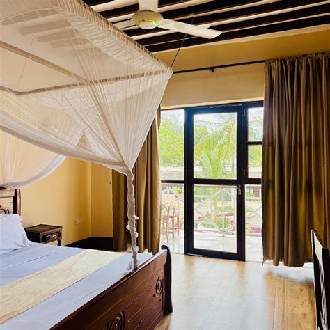 AMAAN BEACH BUNGALOWS (Zanzibar Island/Nungwi) - Campground Reviews ...