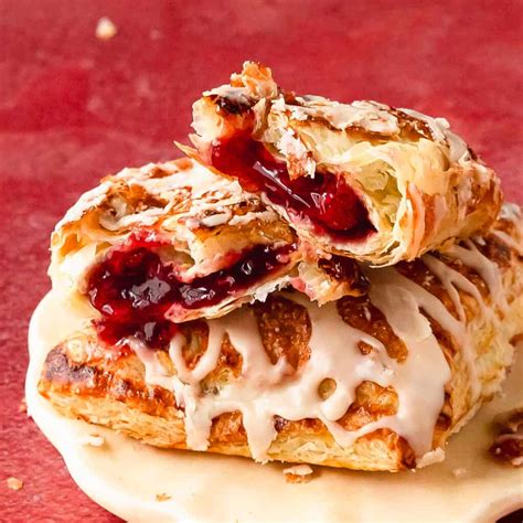 Cherry Turnovers (Quick and Easy Recipe) - Olives + Thyme