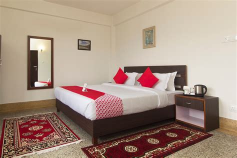 OYO Hotel Denzong Delight, OYO Rooms Gangtok, Book @ ₹499 - OYO