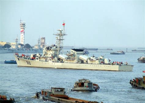 中国神盾舰队接近夏威夷“自由航行” 美该无话可说|中国|海军|神盾舰_新浪军事_新浪网