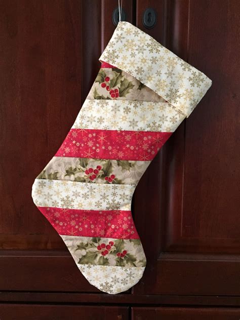 Making Christmas Stockings Pattern - Pattern Matching Algorithms