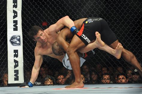 MMA fighter Chael Sonnen's newborn daughter dies | Fox News