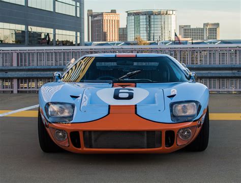 RCR 40 (Mk I & Mk II) — Race Car Replicas