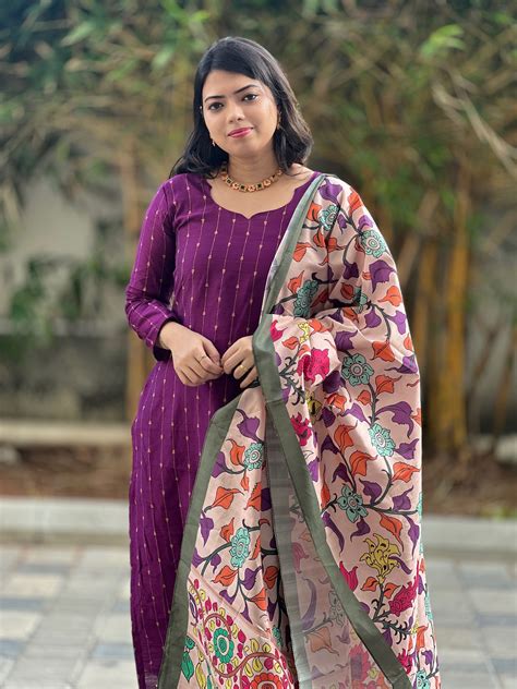 NITHILA – AarBee Attires