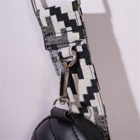 Sling Bag Black Online - Premium Sling Bag | Nestasia