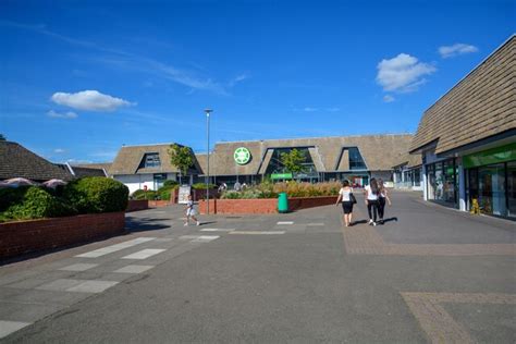 Visiting Local Shop 的图像结果