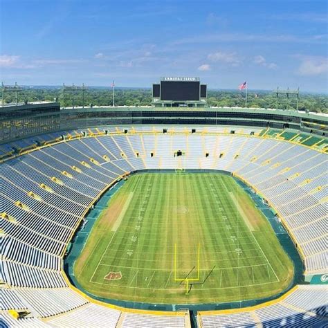 THE 10 BEST Restaurants Near Lambeau Field, Green Bay