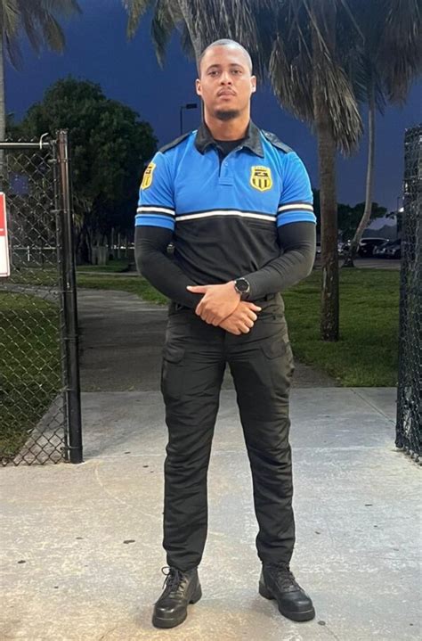 Security Guard License Status 的图像结果