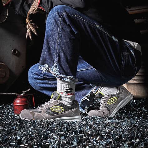 Explore The Top Shoe Brands In India For Quality And Style
