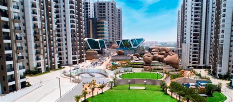 Rainbow Vistas Rock Garden | Green Hills Road, | Hyderabad Apartments ...