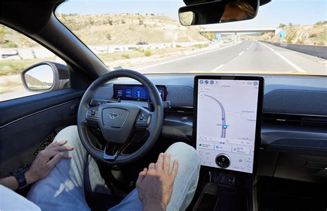 Ford BlueCruise Brings Hands-Free Driving to European Highways | Car Division