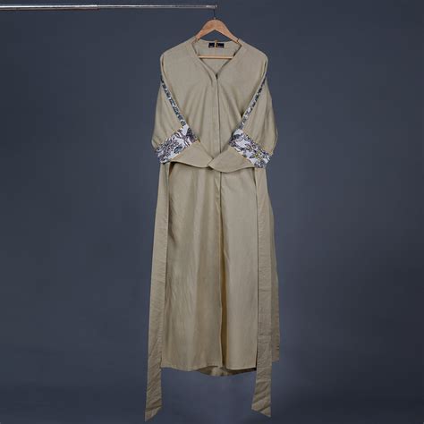 Explore Elegant Indian Ethnic Attire Online – Arpita & Sulakshana