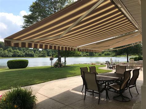 Retractable Awnings Erie Pa at Zane Morrison blog